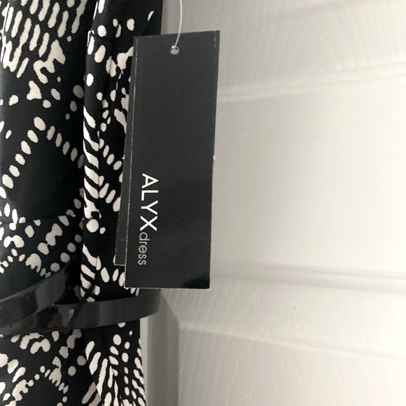 💕**NEW** ALYXdress Women’s Black and White Dress💕 - Picture 9 of 10